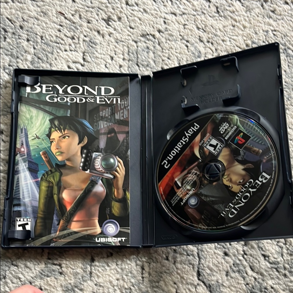 Beyond Good & Evil for PlayStation 2 - Black Case - Picture 2 of 4